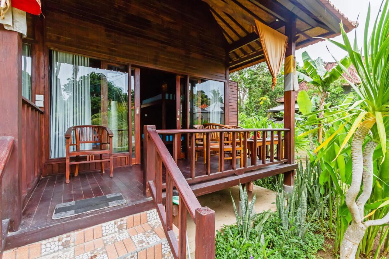 Titi Hostel Lembongan Kültér fotó